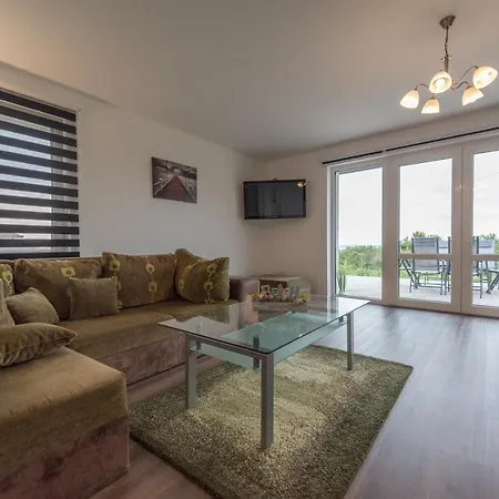 Bridgiet בית נופש *