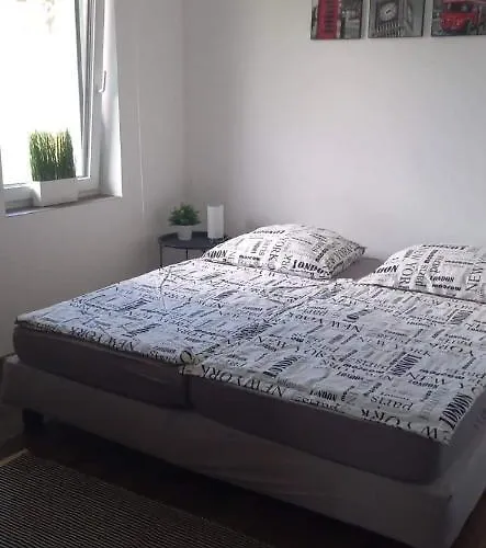 Bridgiet בית נופש צ'רסגטומאי